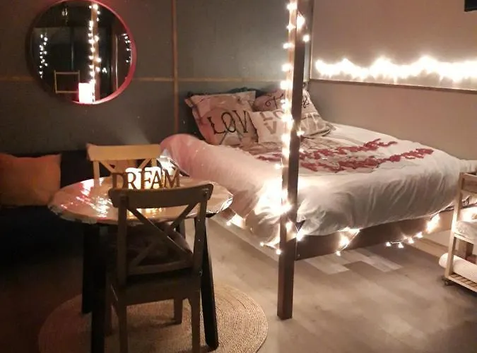 فندق مبيت وإفطار Julia Spa *