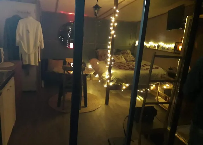 Julia Spa לינה וארוחת בוקר